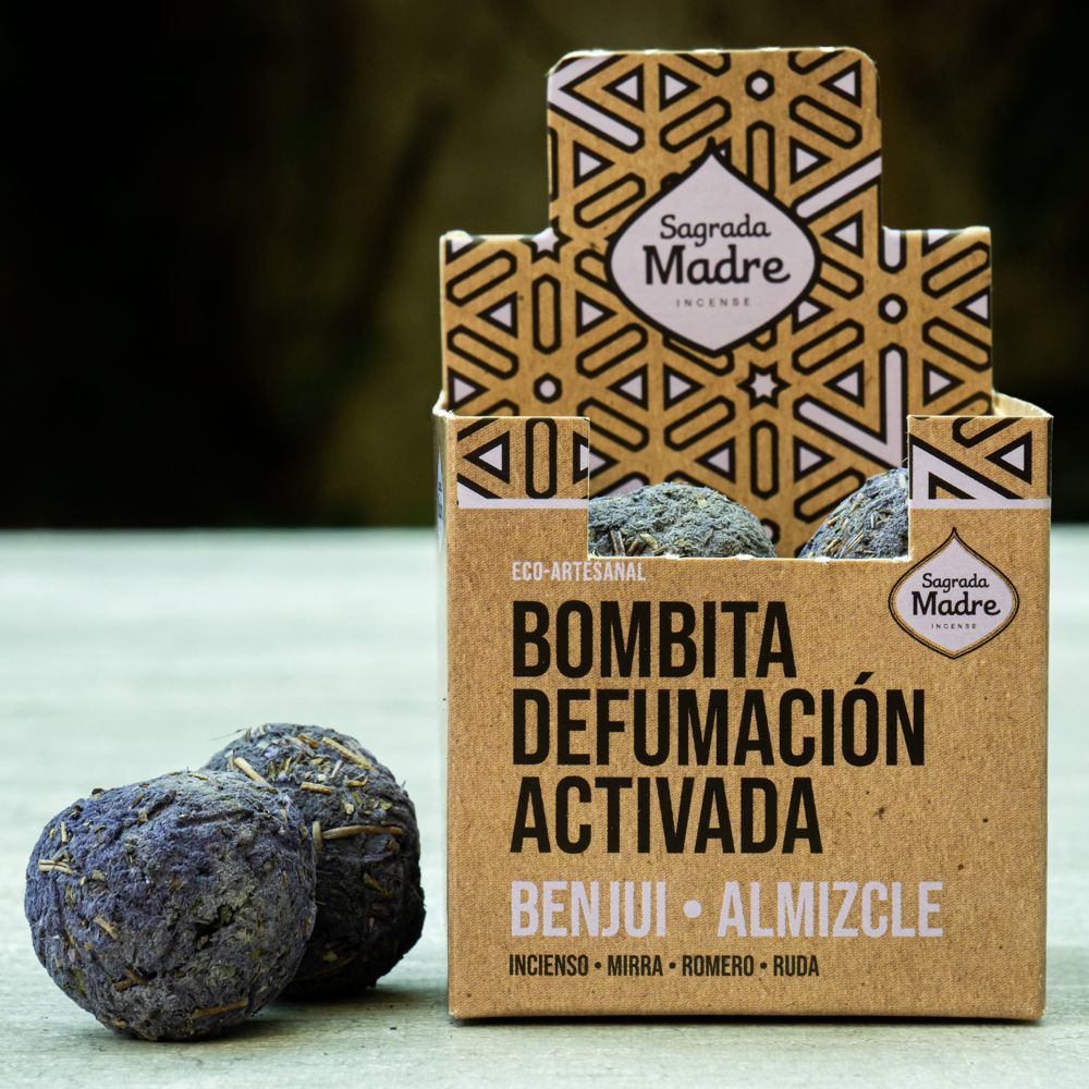 Musk and Benzoin Smudge Bomb